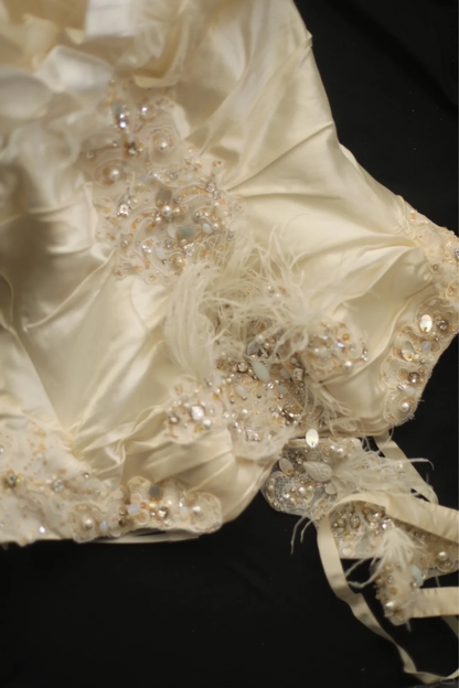 Glamorous Ivory Mermaid Halter-Neck Bridal Gown Feather Sparkle Train Wedding Dress TP5645