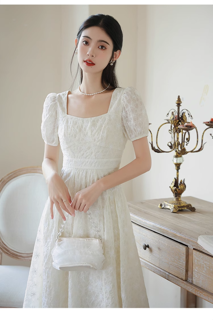 New Simple Fashion Short Puffy Sleeves Floral Design A-Line Dress TP3041