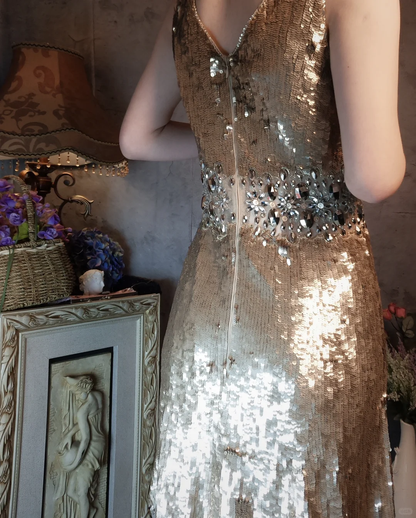 Retro Golden V-neck Sparkling Beaded Sequin Design A-line Short Homecoming Dress TP4021