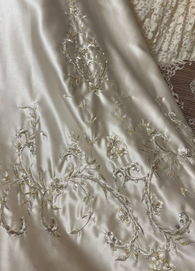 Glamorous Ivory Satin Strapless Sheath Wedding Dress Sheath Bridal Gown TP5257