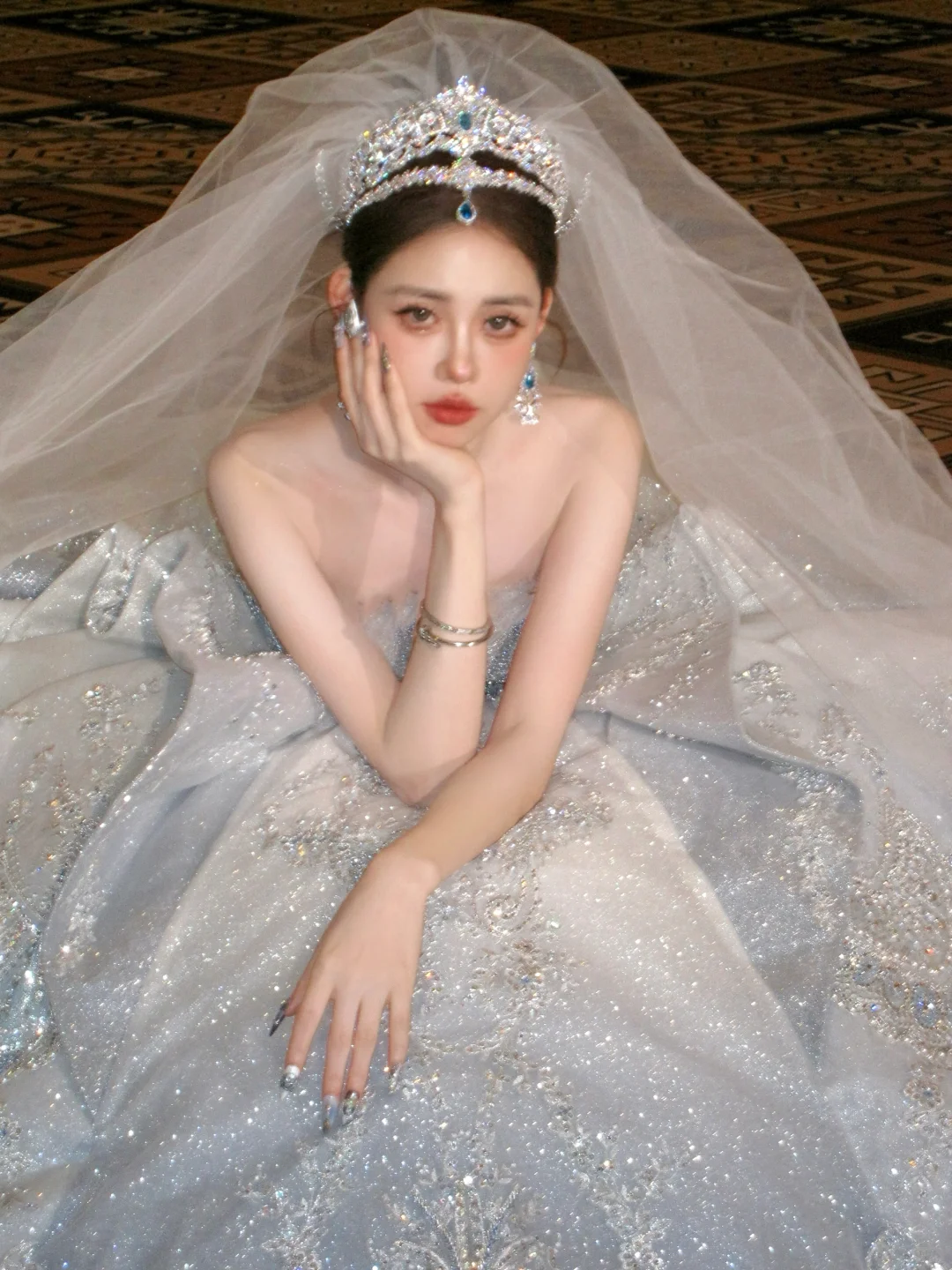 Gorgeous Shiny Beaded Sequined Sweetheart Design A-Line Wedding Dress Ball Gown Prom Dress Evening Dress TP4228