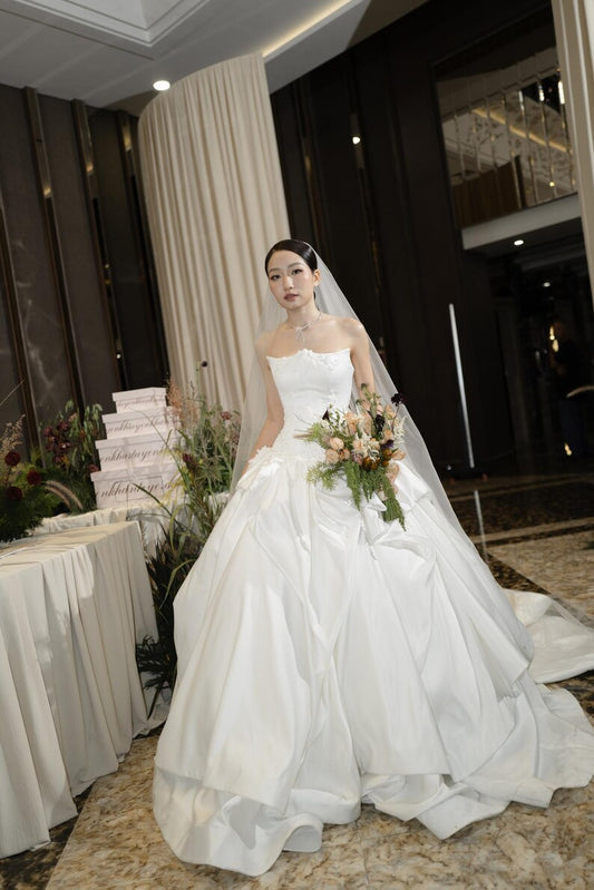Elegant Strapless Satin 3D Floral Ruffle A-Line Wedding Dress TP5964