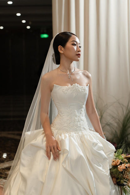 Elegant Strapless Satin 3D Floral Ruffle A-Line Wedding Dress TP5964
