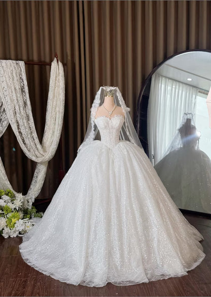 Vintage Strapless Sweetheart Glitter Tulle Lace A-Line Cathedral Train Wedding Dress TP5980