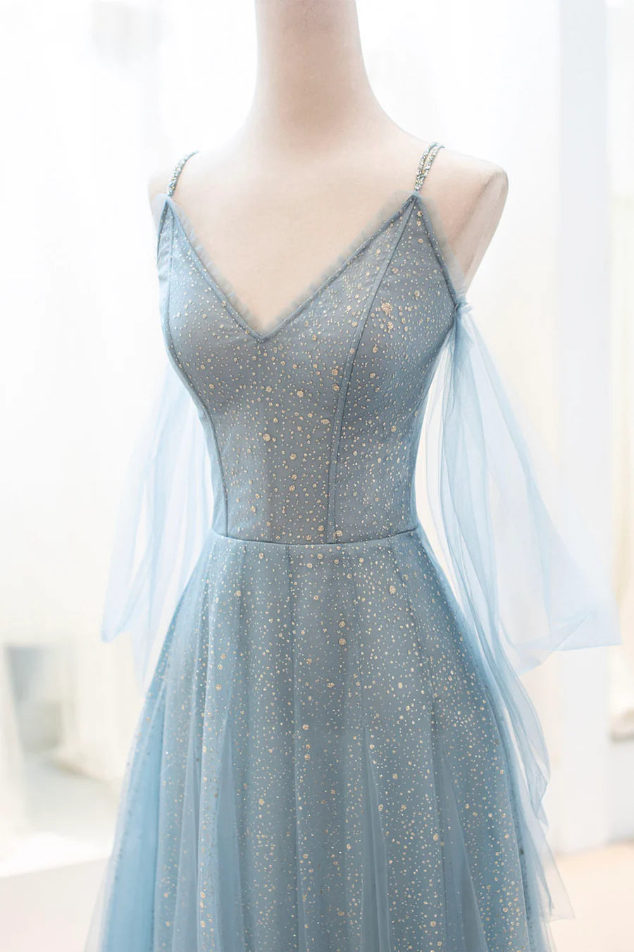 Blue Spaghetti Strap Tulle Long Prom Dress, V-Neck Evening Party Dress TP453