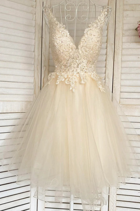 Champagne V-Neck Lace Short Prom Dresses, A-Line Mini Party Dresses TP911