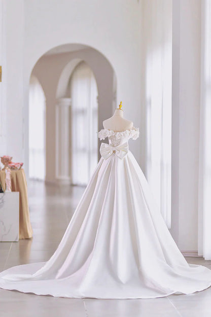 White Satin Long Ball Gown, A-Line Flower Wedding Gown with Bow TP952