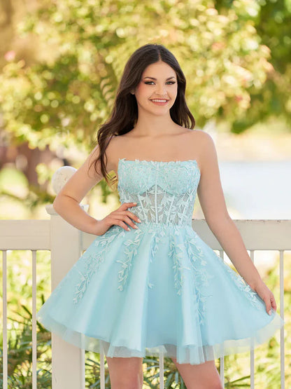 Charming Light Blue Tulle Lace Appliques Design A-line Strapless Homecoming Dress TP3622