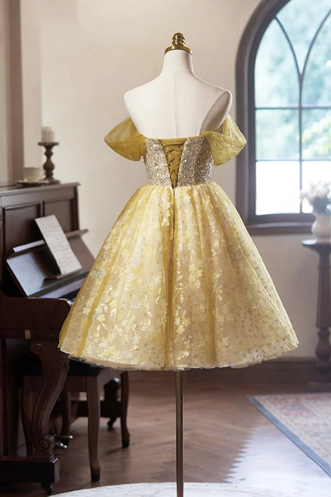 Vintage Yellow Floral Tulle Knee Length Prom Dress, Lovely A-Line Homecoming Dress TP3395